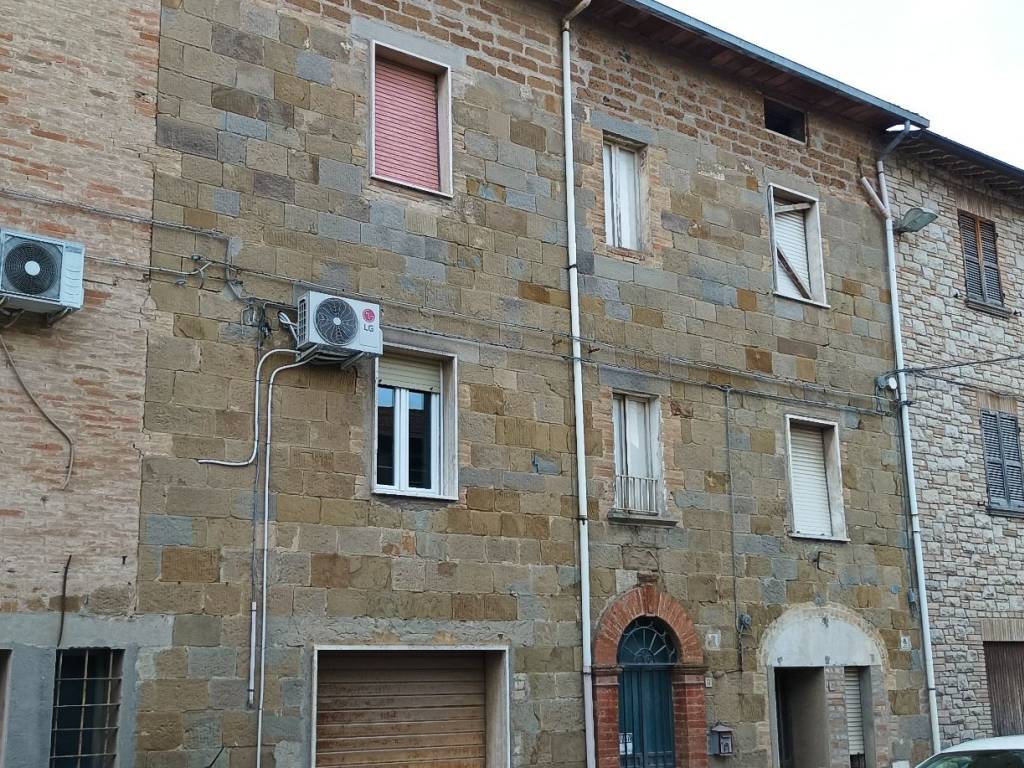 Casa indipendente a Assisi in Via Adelmo Canini - Foto 3