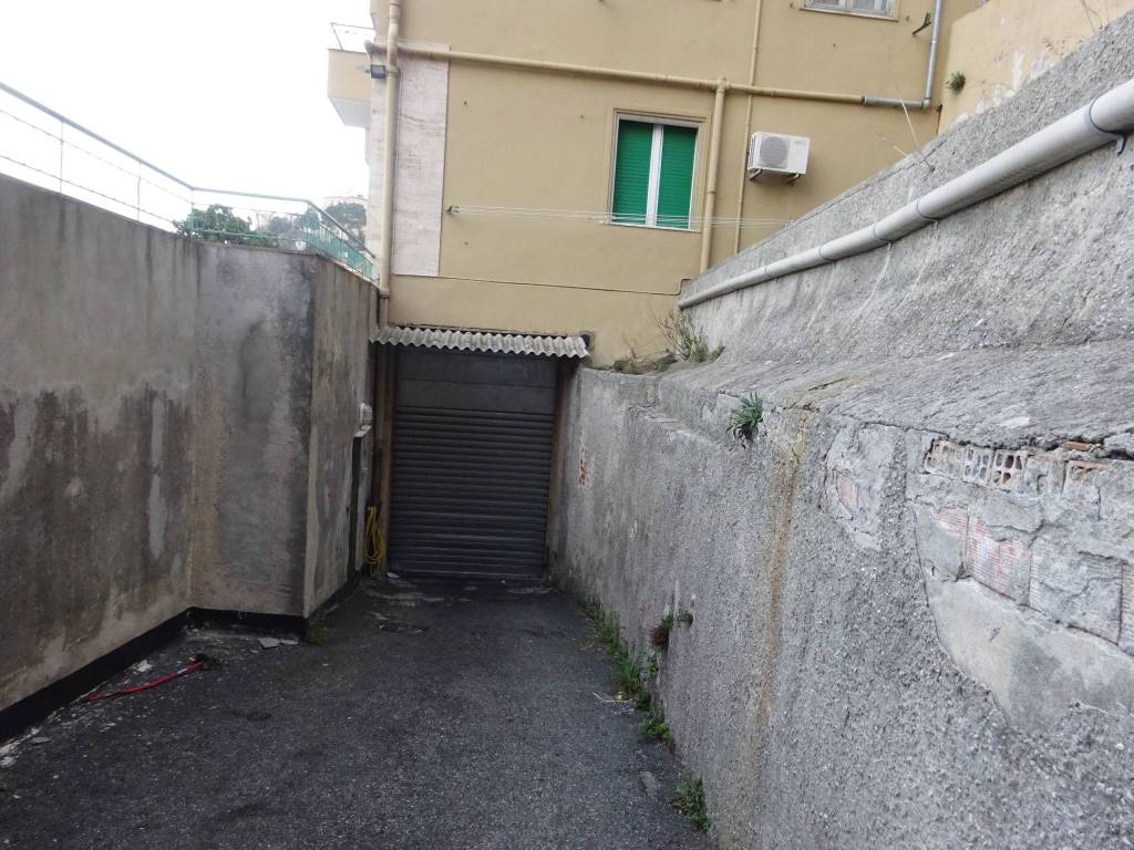 Box / garage a Genova in Via Bologna, 6 - Foto 3