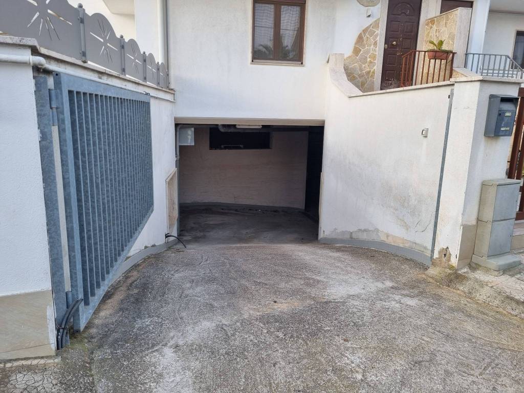 Box / garage a Carovigno in Via Colacavallo - Foto 3