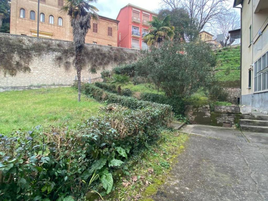 Appartamento a Arrone in Via Giacomo Matteotti - Foto 2
