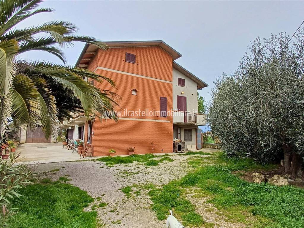 Villa a Castiglione del lago in Località Ranciano Basso - Foto 3