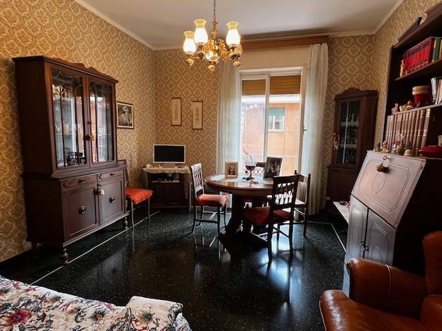 Appartamento a Genova in Via Monte Nero - Foto 2