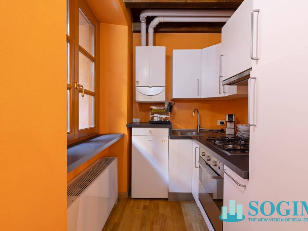 Appartamento a Como in Via Cinque Giornate - Foto 3