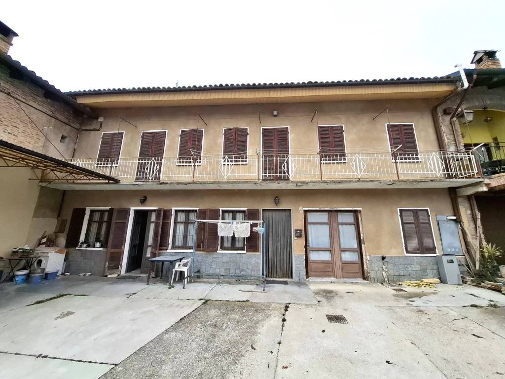 Casa indipendente a Castellinaldo d'alba in Via Vittorio Alfieri - Foto 5