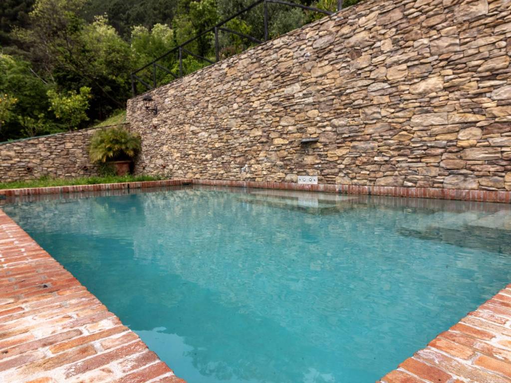 Villa a Seravezza in Via San Biagino - Foto 3