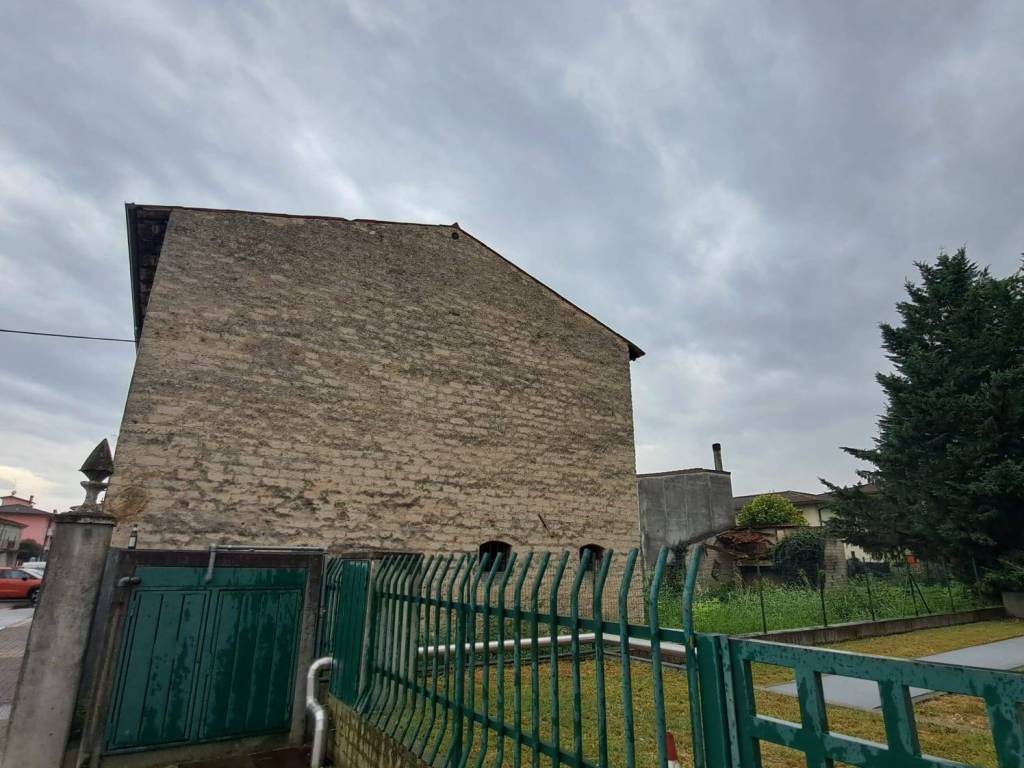 Casa indipendente a Sommacampagna in Via Scuole - Foto 2