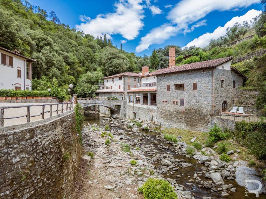 Rustico / casale a Loro ciuffenna in Via d'Oliveto - Foto 3