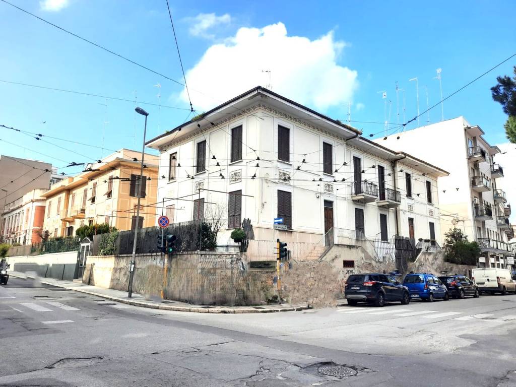 Appartamento a Bari in Viale Antonio Meucci - Foto 2