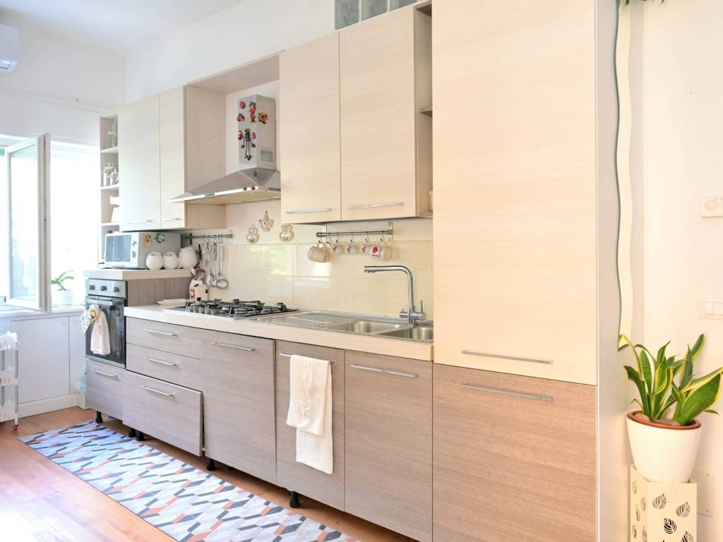 Appartamento a Formia in Via Emanuele Filiberto, 49 - Foto 2