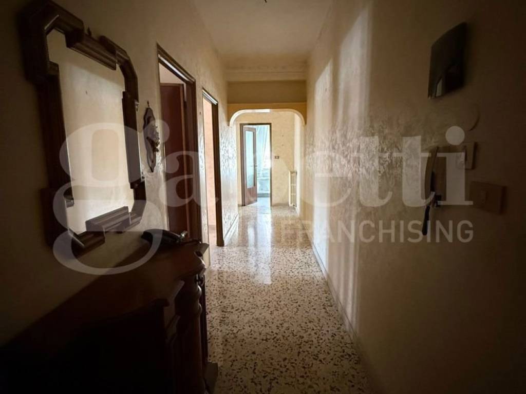 Appartamento a Lamezia terme in via E. Toti, 129 - Foto 2