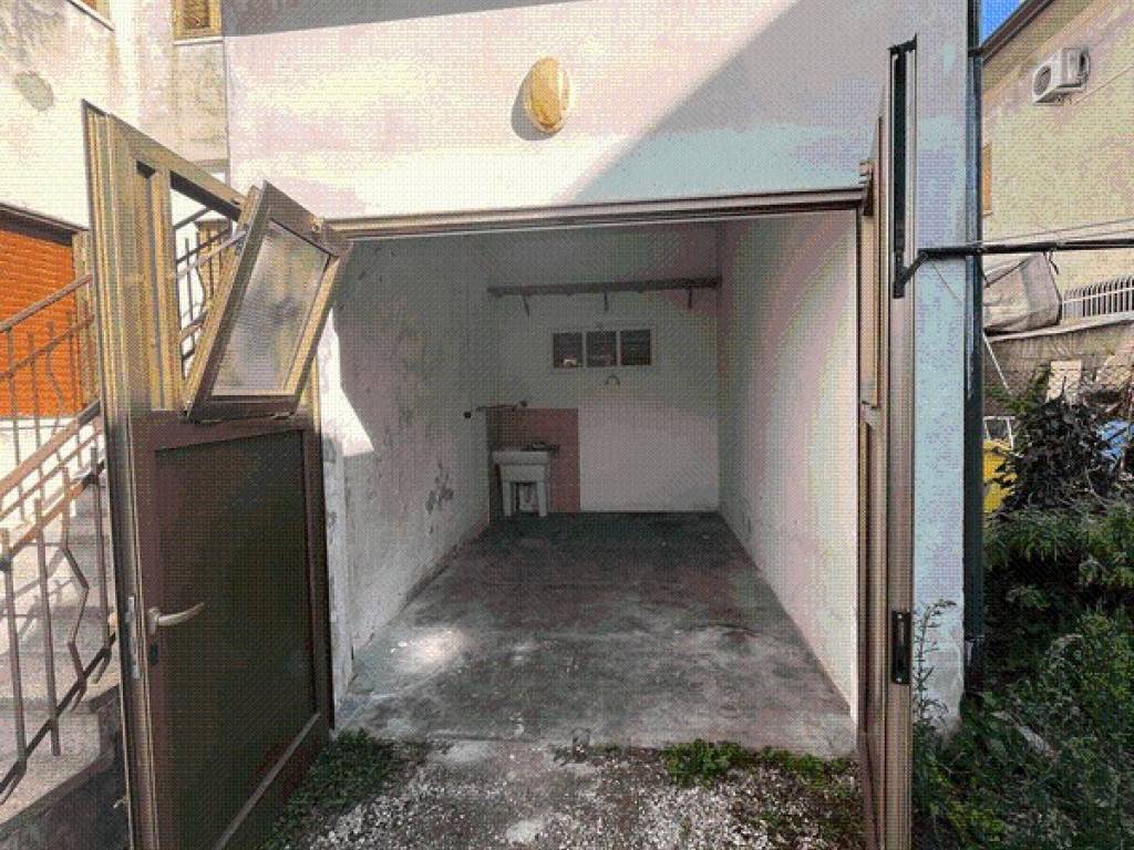 Appartamento a Vittorio veneto in Via Arnaldo Fusinato - Foto 3