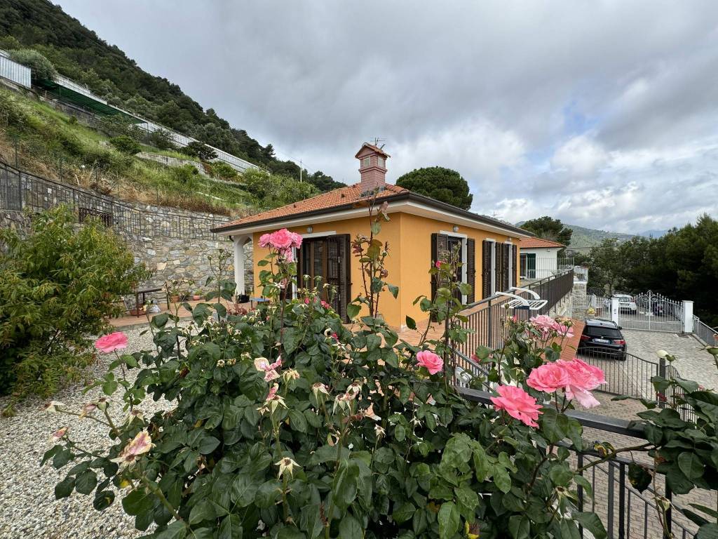 Villa a Camporosso in Corso della Repubblica, 252 - Foto 2