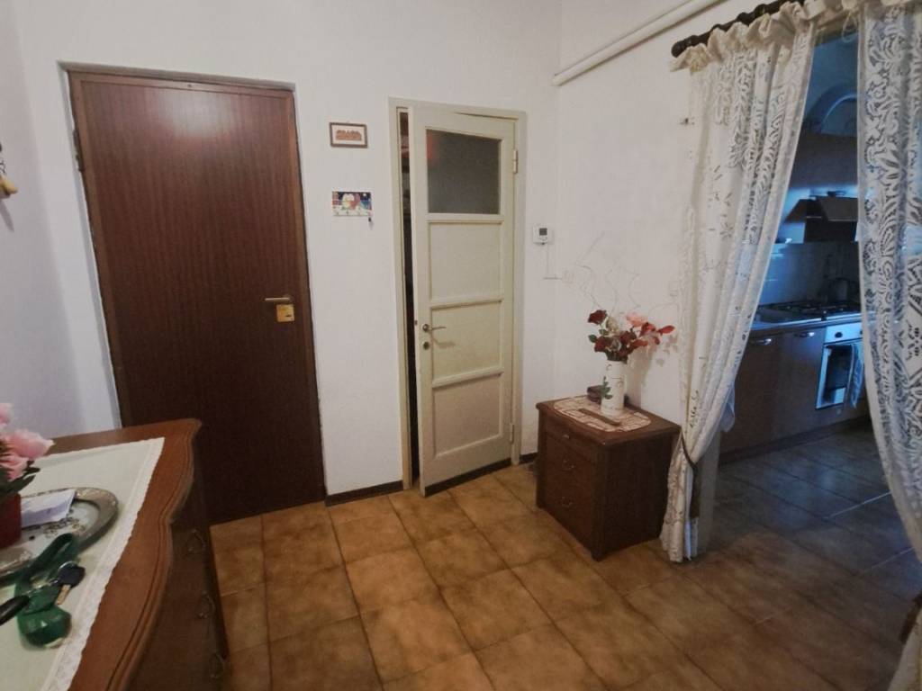 Appartamento a Tradate in Via Rodolfo Morandi, 4 - Foto 3