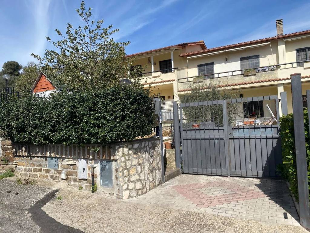 Villa a Monterosi in Via Giovanni Pascoli, 16 - Foto 3