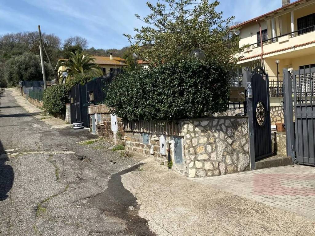 Villa a Monterosi in Via Giovanni Pascoli, 16 - Foto 5