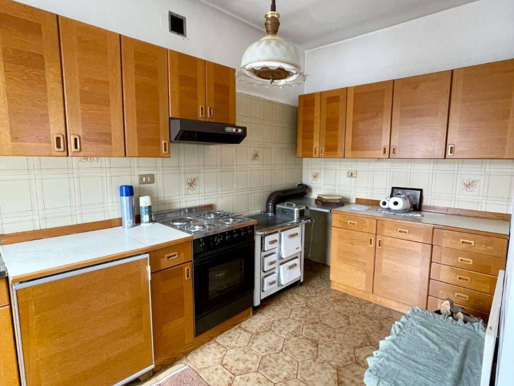 Villa a Dambel in Via Vittorio Emanuele III, 14 - Foto 4