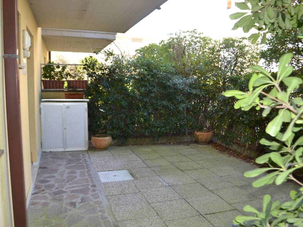 Appartamento a Ravenna in Viale Gioacchino Rossini, 84 - Foto 2