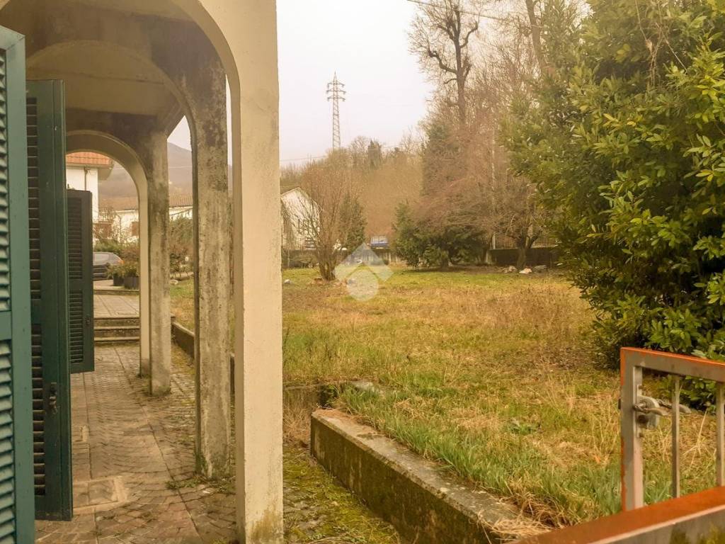 Appartamento a Borgo val di taro in Via Gruppo Val Taro, 2 - Foto 5