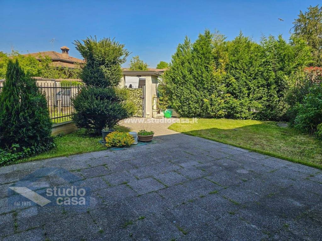 Villetta a schiera a Cavenago d'adda in VIA ARIALDO, 9 - Foto 3