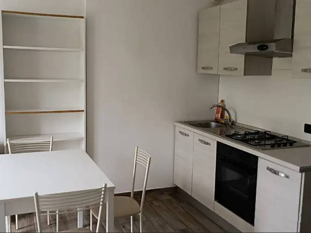 Appartamento a Laveno-mombello in Via Prato Chiuso - Foto 4