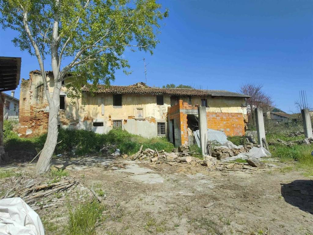 Rustico / casale a Livraga in via Marchesina, 13 - Foto 2