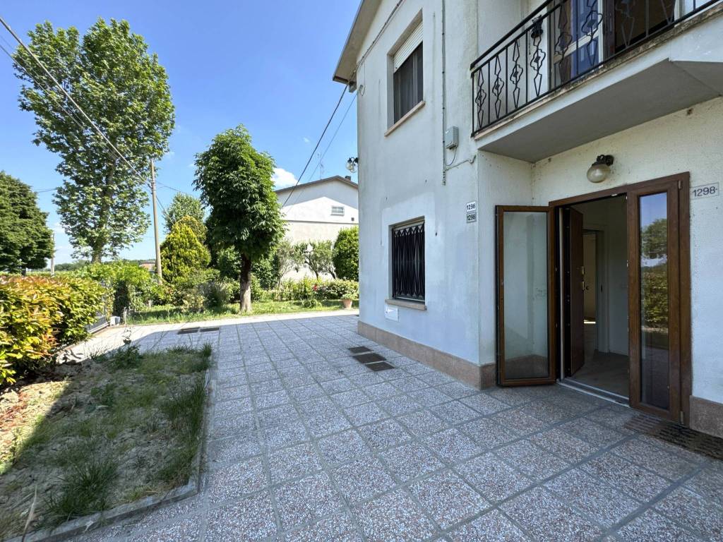 Villa a Soliera in Via Carpi-Ravarino, 1298 - Foto 2