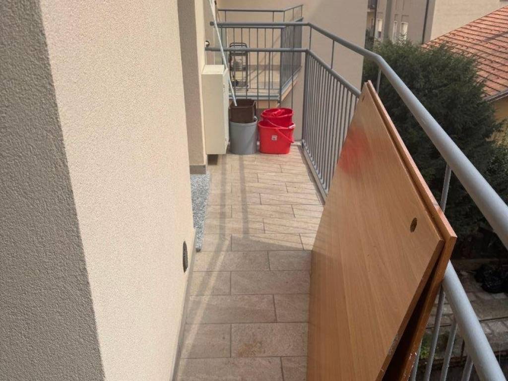 Appartamento a Varese in Via Francesco Tamagno, 14 - Foto 3