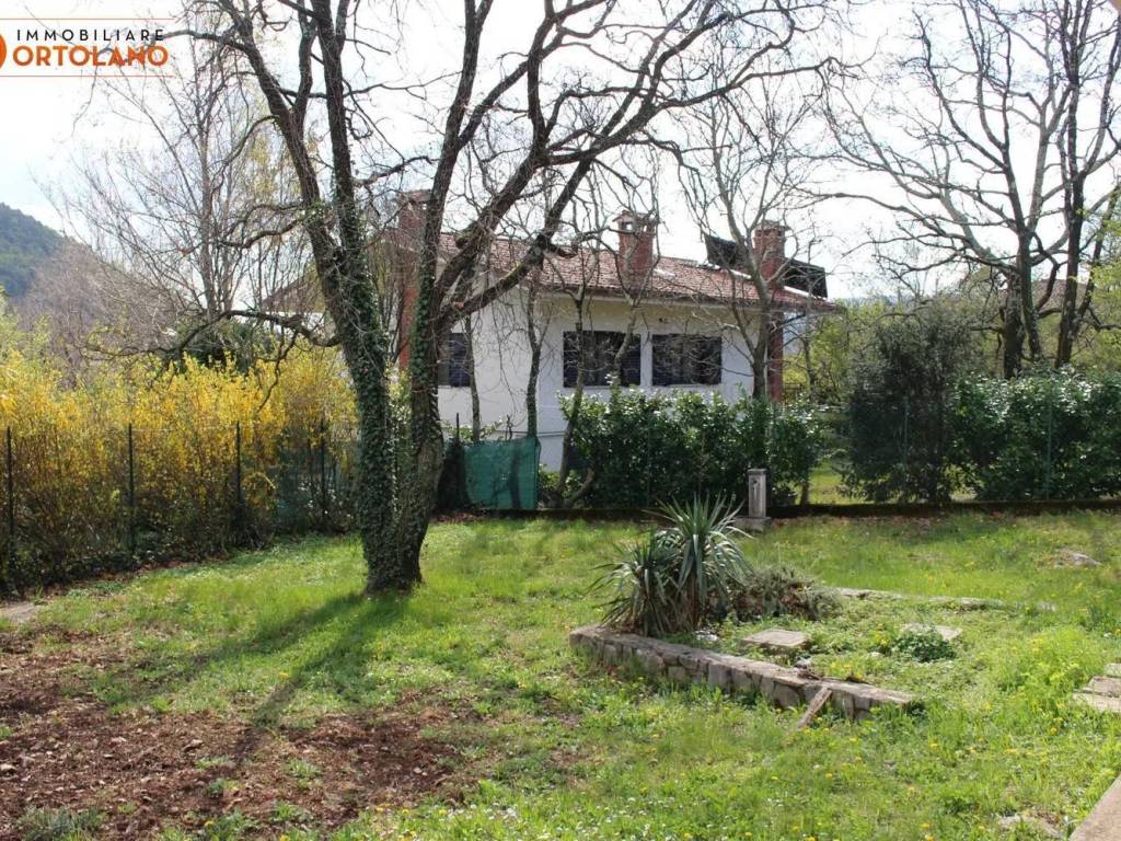 Villa a Savogna d'isonzo in Via 1° Maggio, 3 E - Foto 4