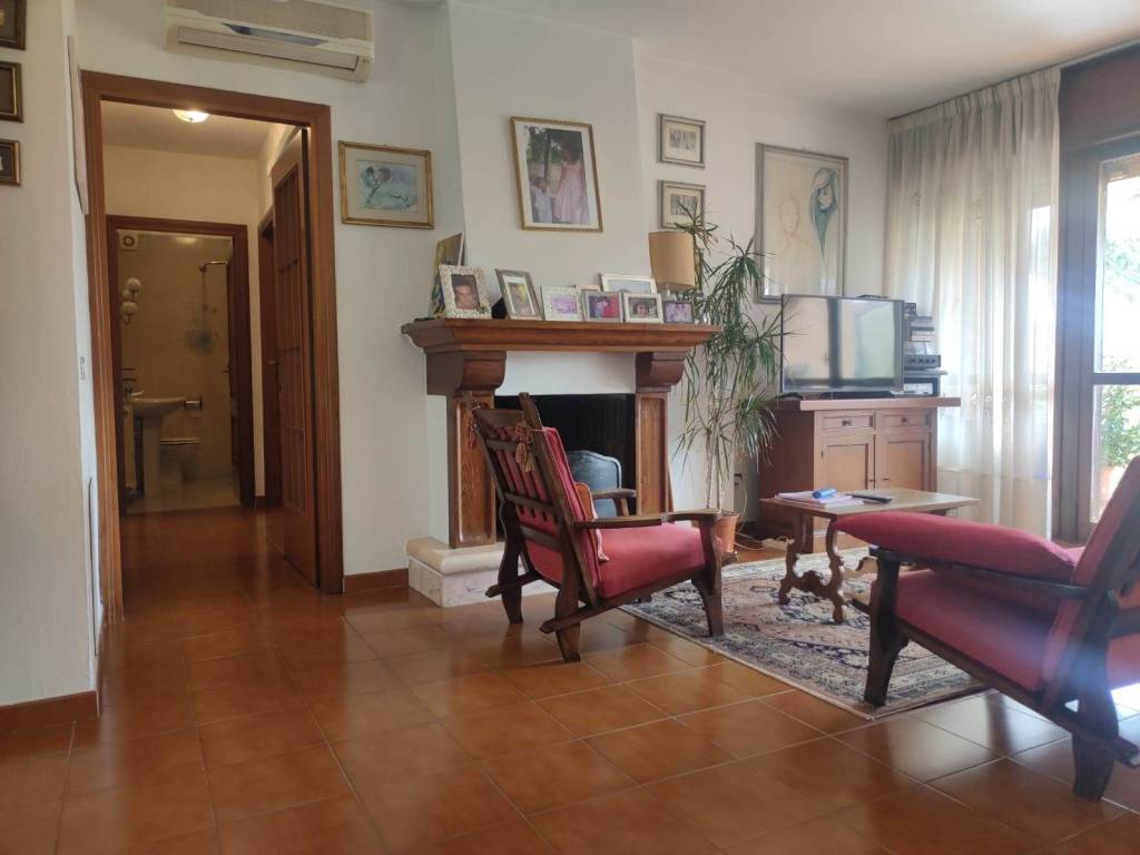 Appartamento a Camaiore in Via Sette Lecci - Foto 2