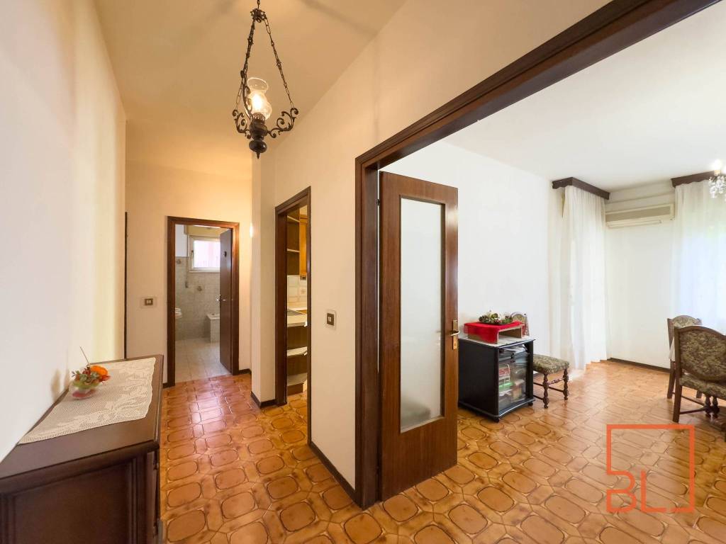 Appartamento a Monfalcone in Via Beniamino Gigli, 5 - Foto 2