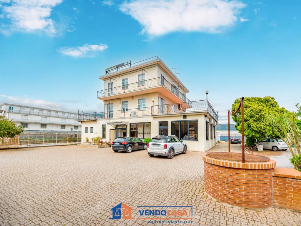 Palazzo / stabile a Ceriale in Via Aurelia - Foto 3