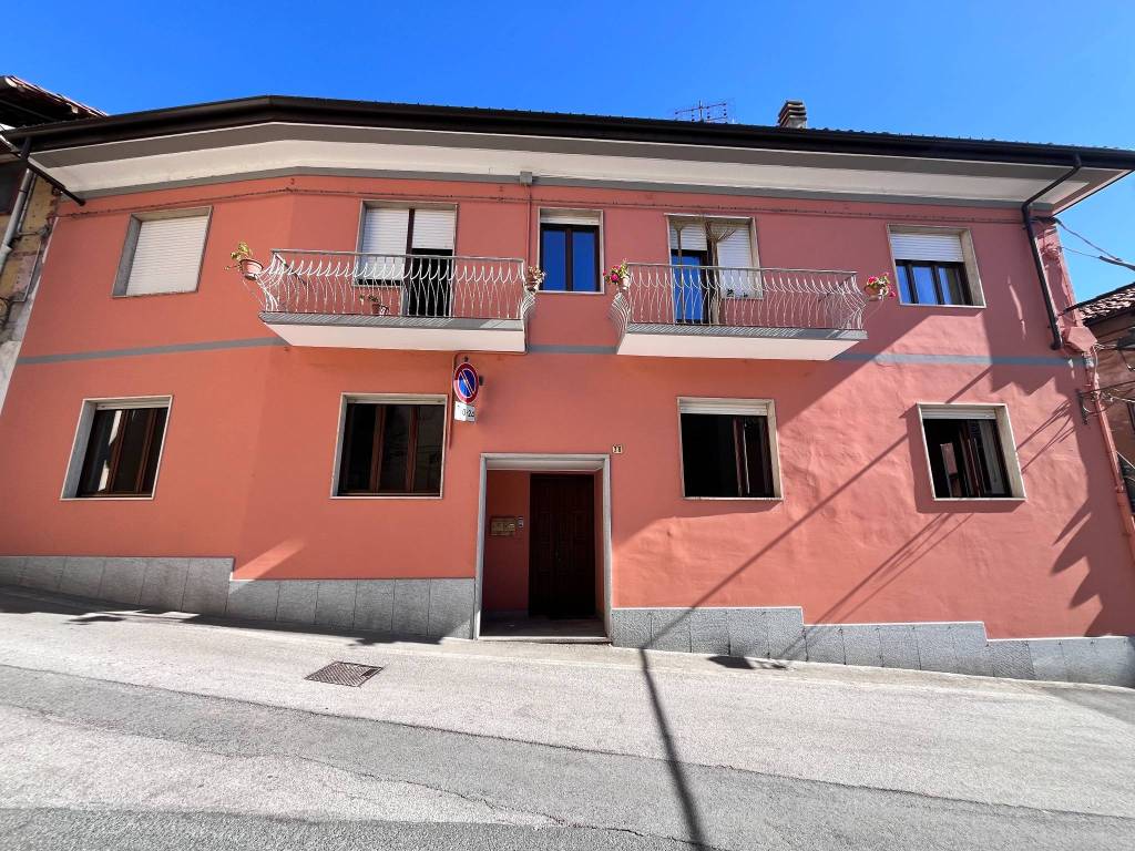 Appartamento a Costigliole saluzzo in Via Re Umberto I, 24 - Foto 4