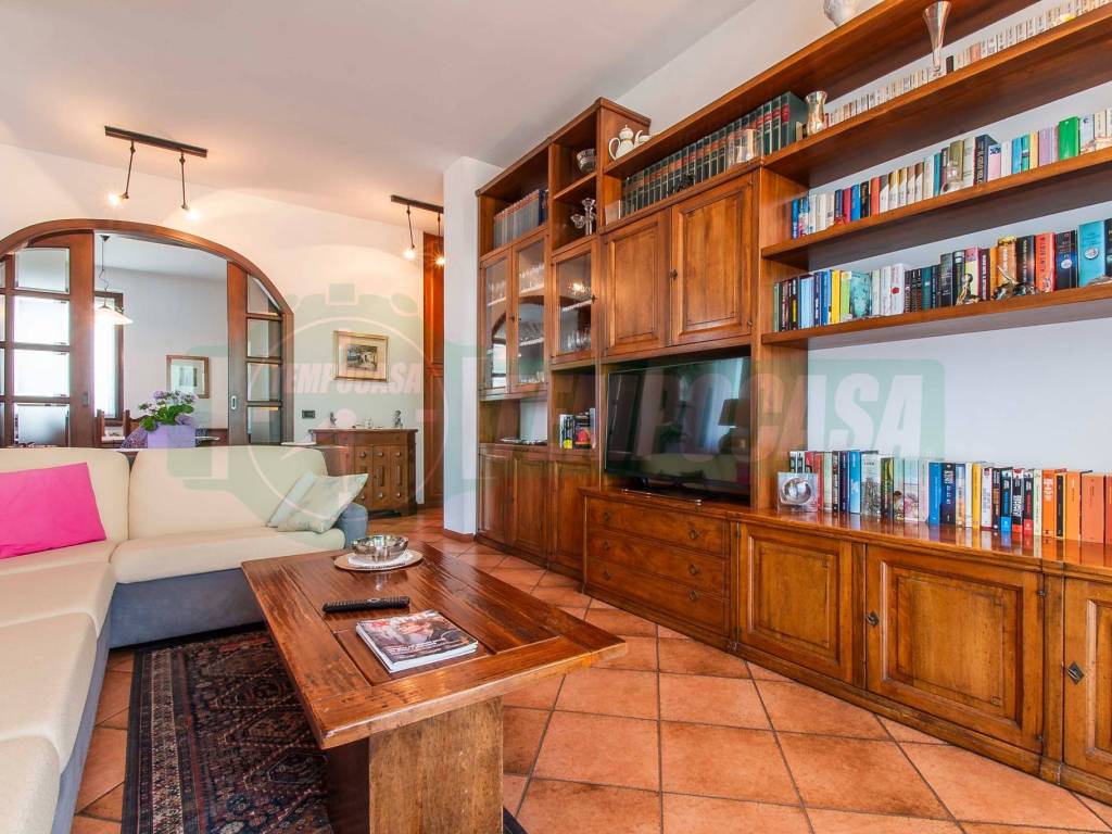 Villa a Tradate in Via Archimede, 5 - Foto 4