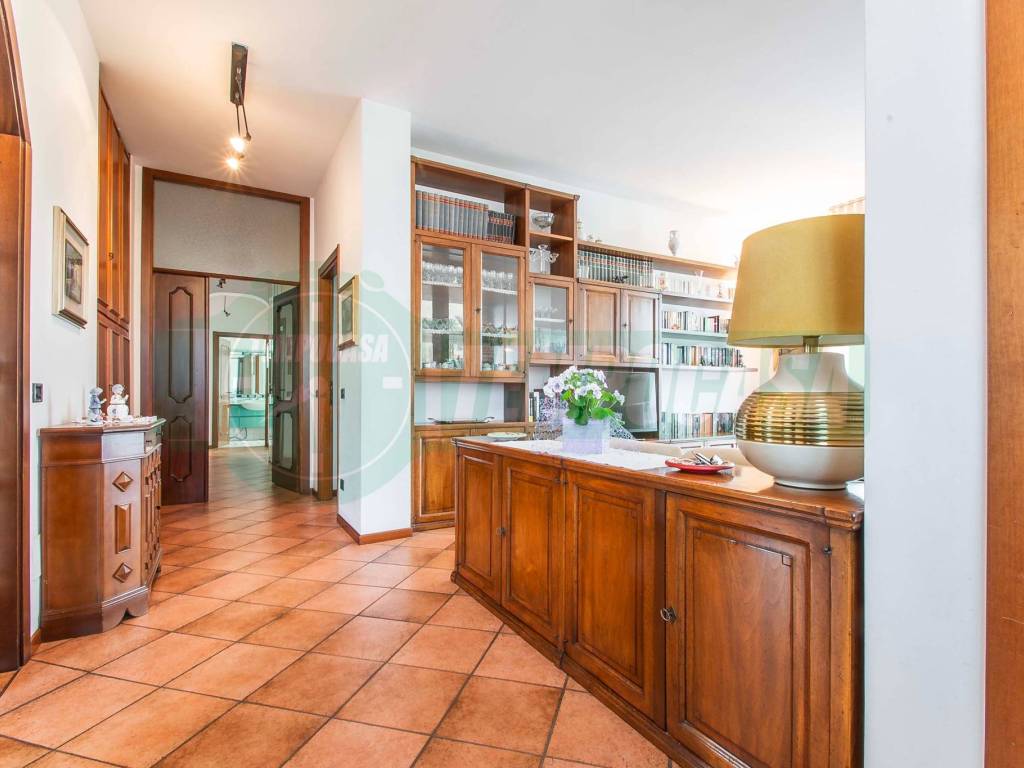 Villa a Tradate in Via Archimede, 5 - Foto 5