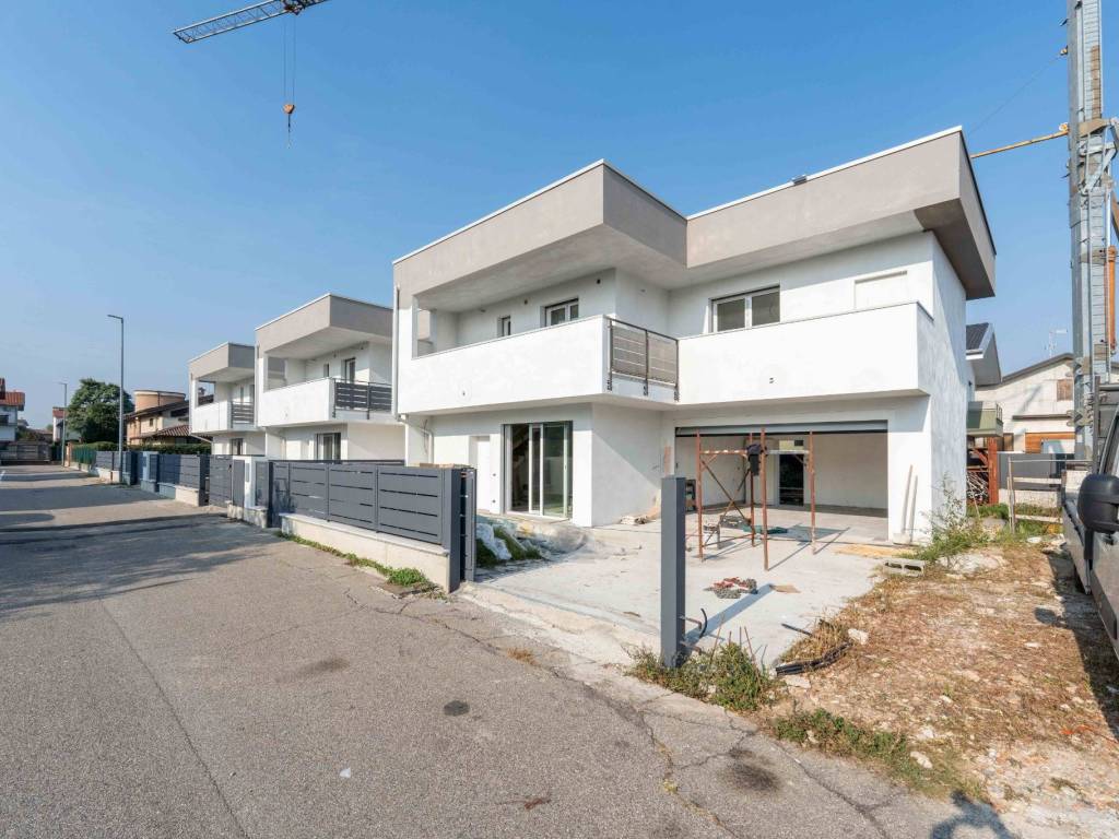 Villa a Uboldo in Via Legnano - Foto 4