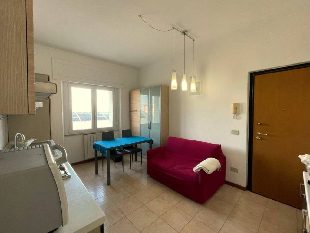 Appartamento a Livorno in Via del Marzocco, 30 - Foto 2