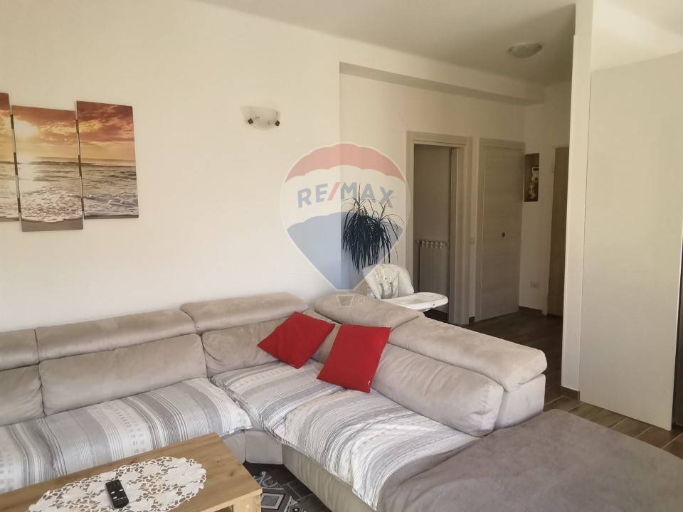 Appartamento a Luino in Via Bottacchi, 19 - Foto 3