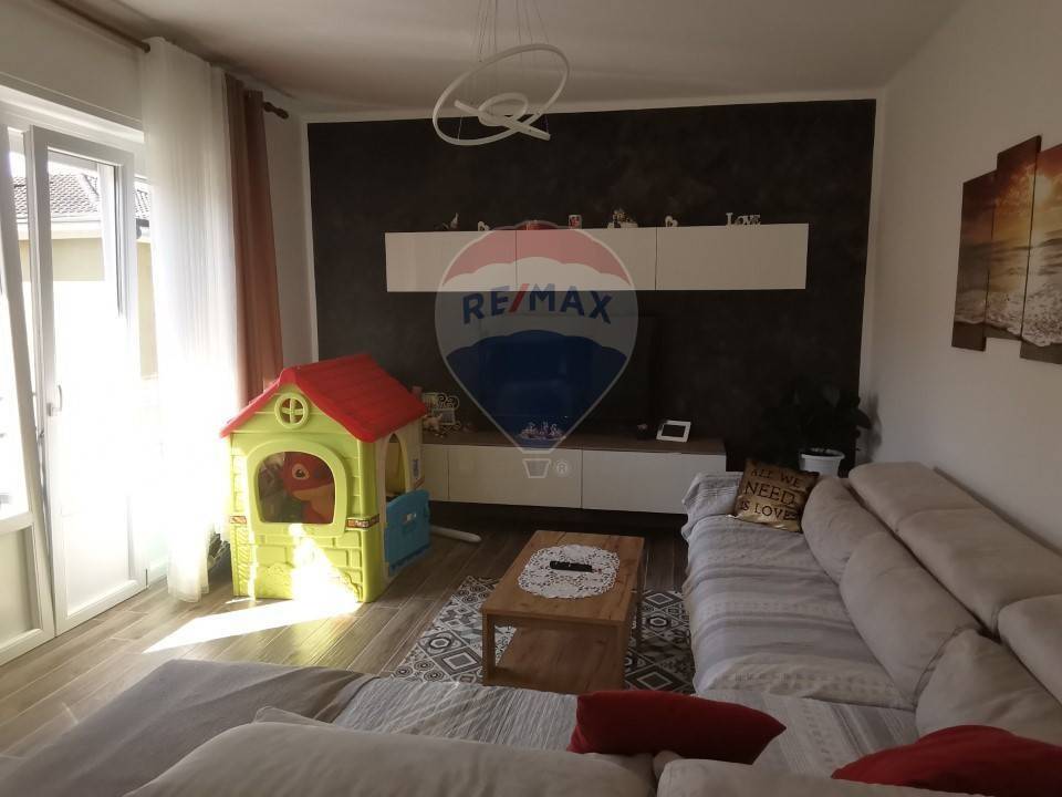 Appartamento a Luino in Via Bottacchi, 19 - Foto 5
