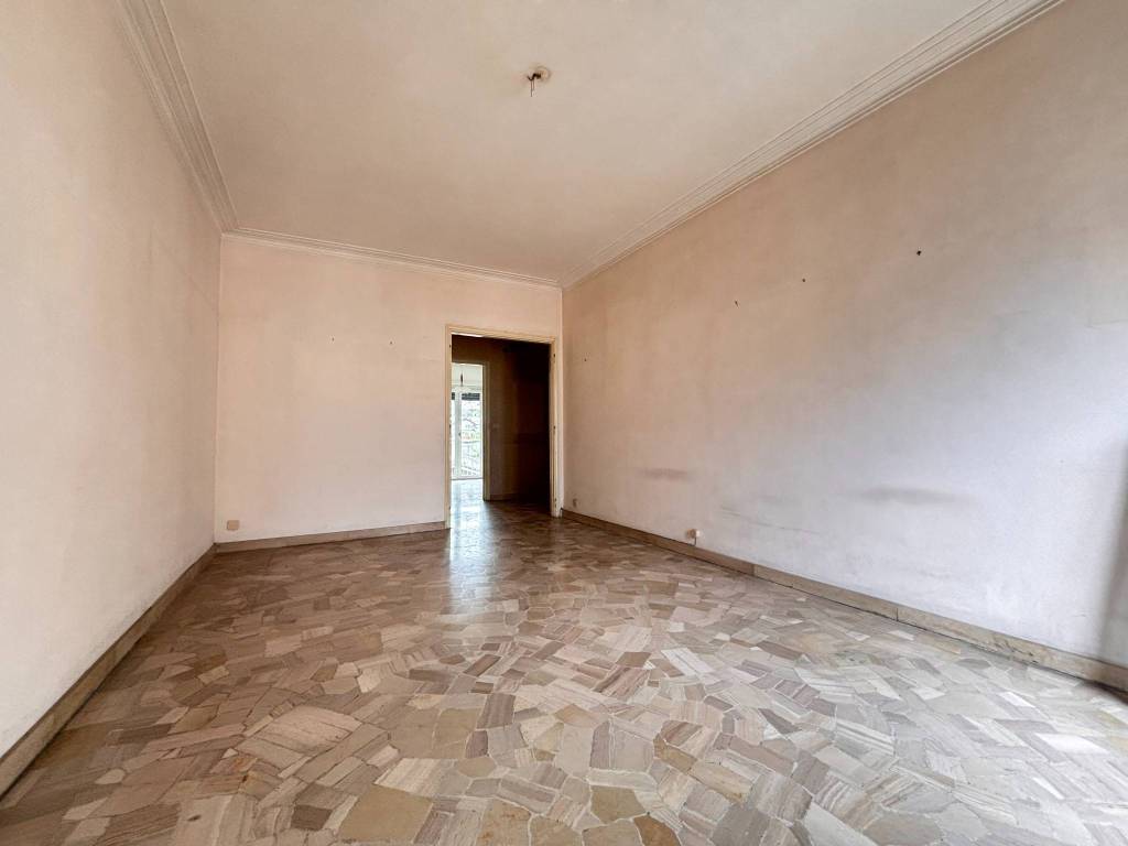 Appartamento a Aosta in Via Innocenzo V Papa, 16 - Foto 4