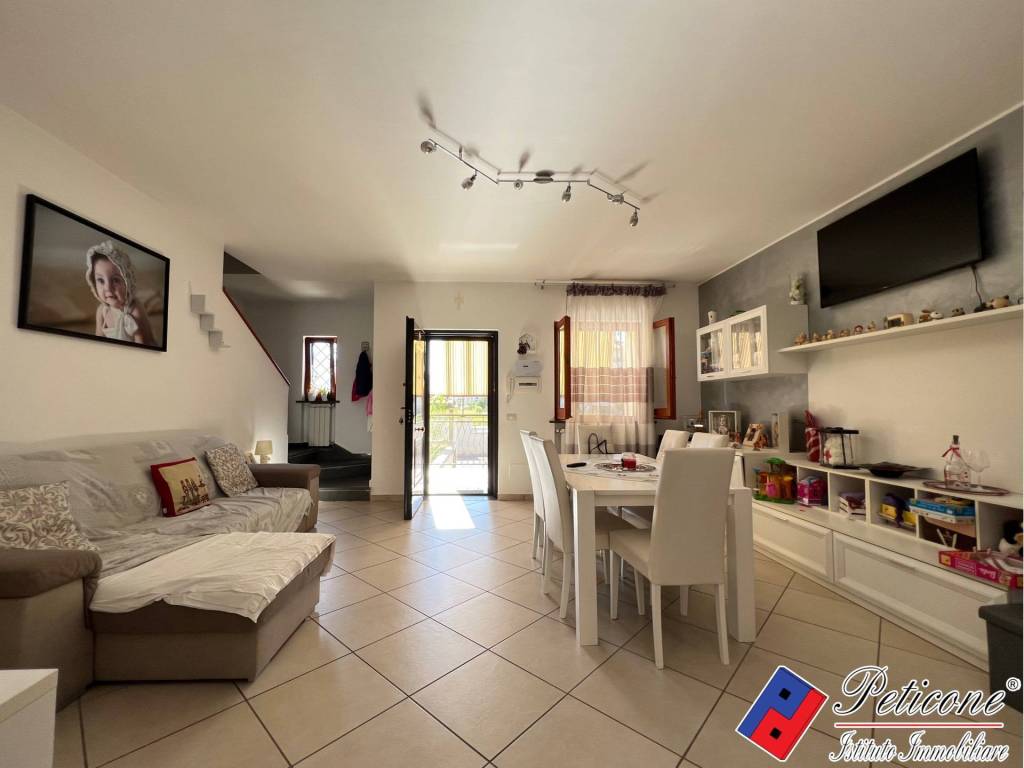 Villa a Fondi in Via Aldo Moro - Foto 3