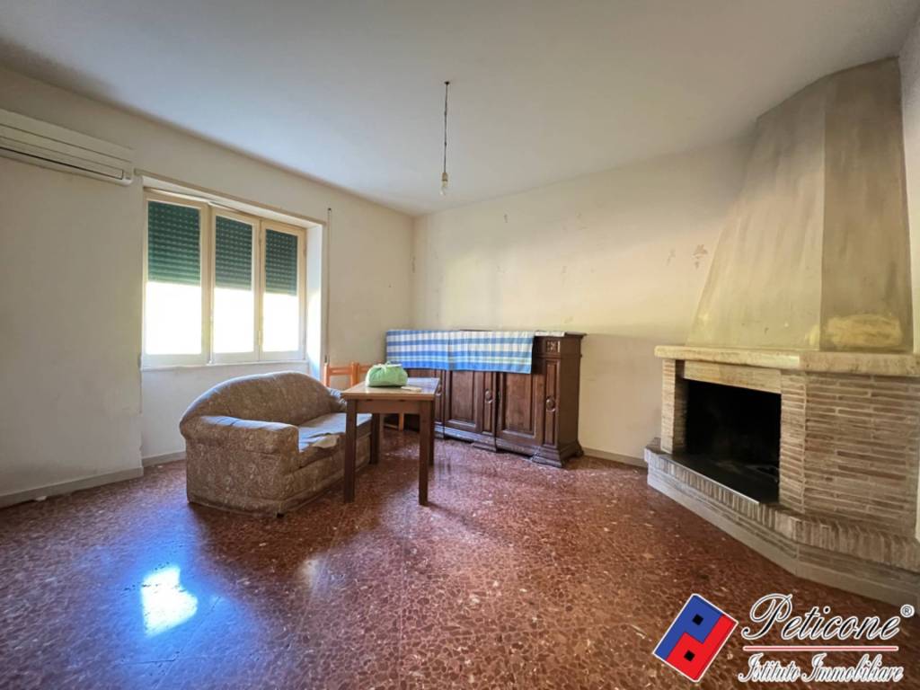 Villa a Fondi in Via Sant'Oliva - Foto 5
