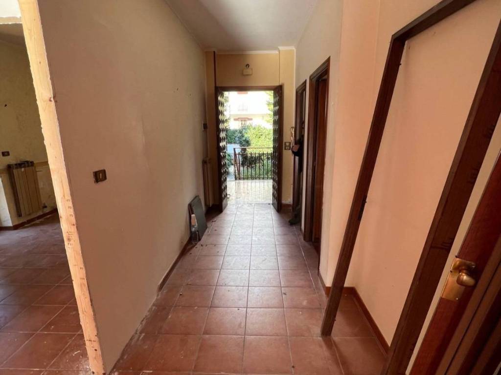 Villa a Fondi in Via Marzanti - Foto 5