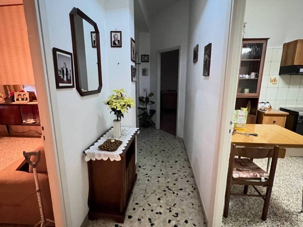 Appartamento a Fondi in Via Ponte Nuovo - Foto 4