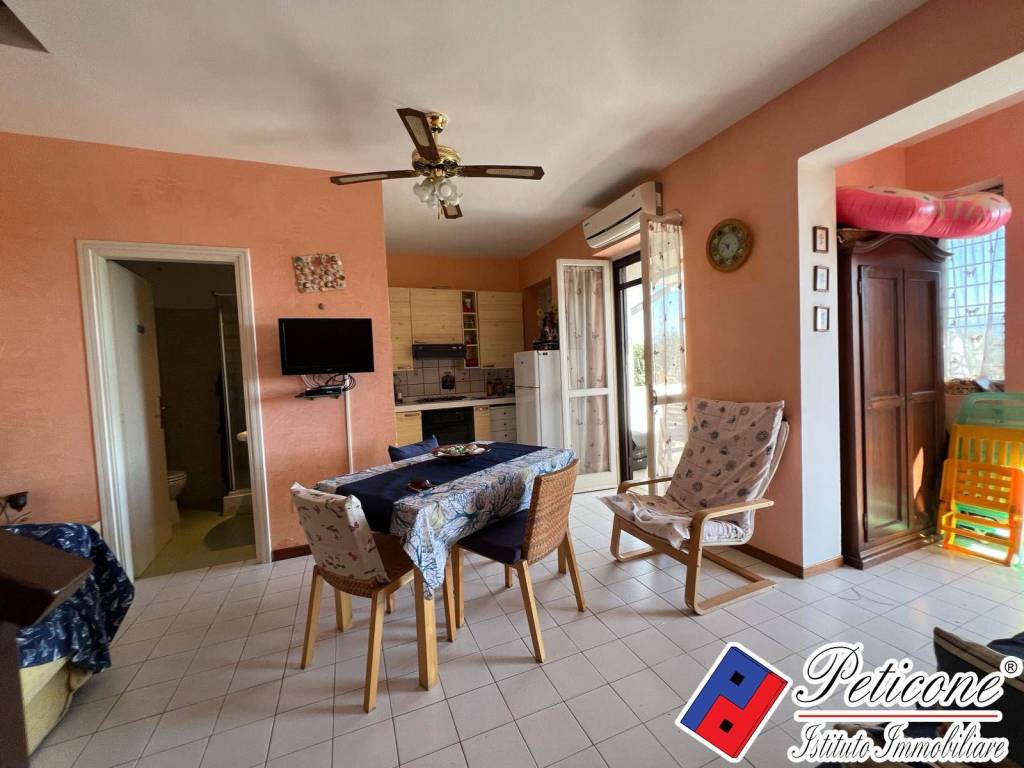 Appartamento a Fondi in Via Rosa Quattrociocchi - Foto 2