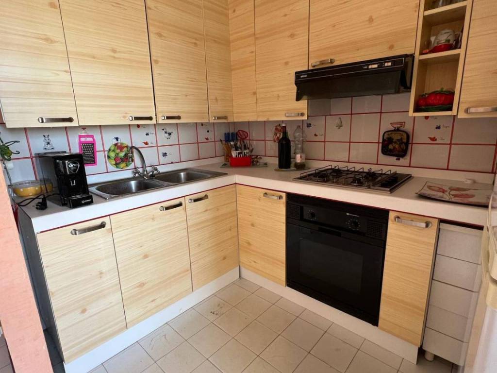 Appartamento a Fondi in Via Rosa Quattrociocchi - Foto 3