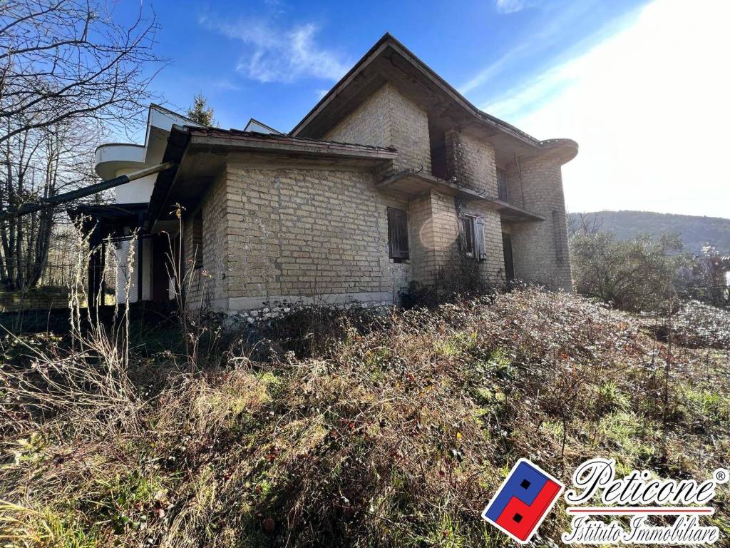 Villa a Lenola in Via Carduso - Foto 2