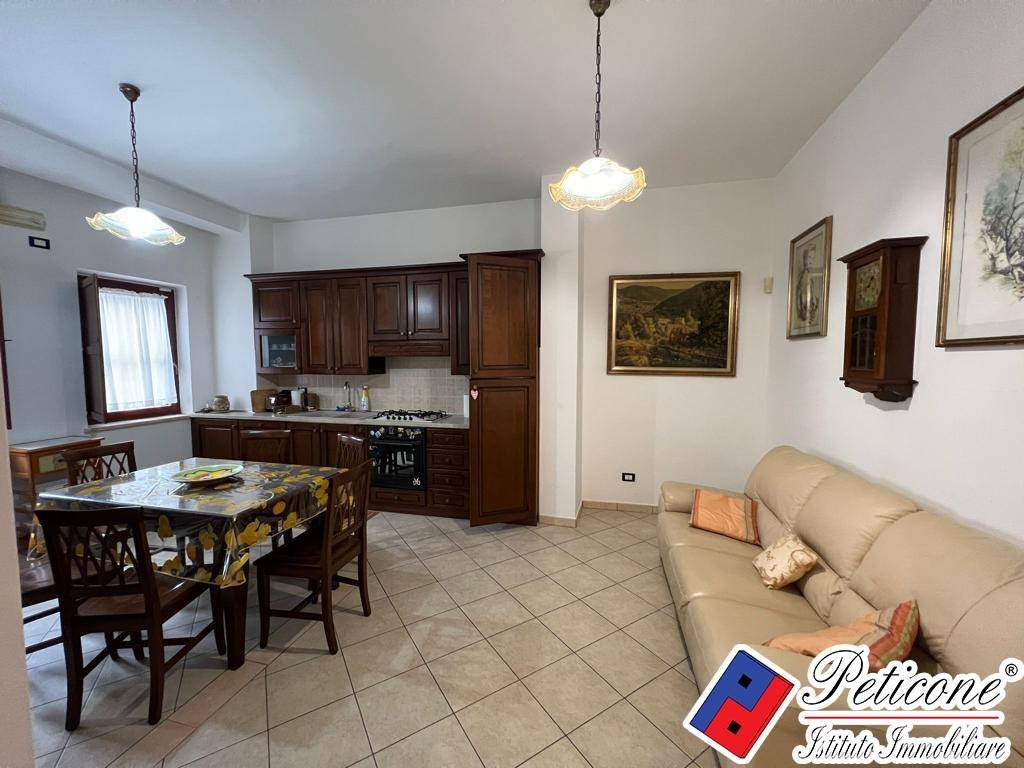 Appartamento a Fondi in Piazza delle benedettine - Foto 3