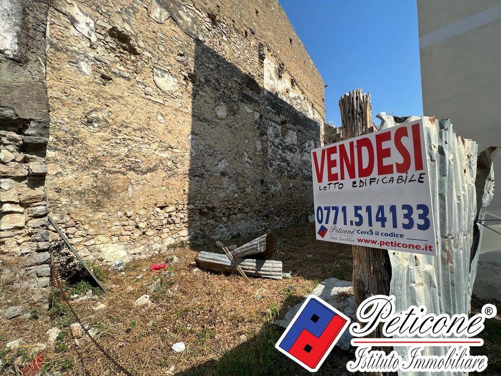 Terreno a Fondi in Via Largo Bernardo Da Sala - Foto 4