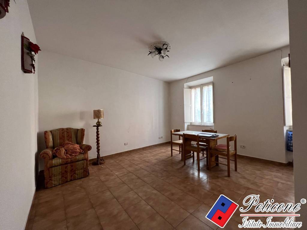 Casa indipendente a Lenola in Via Lago - Foto 3