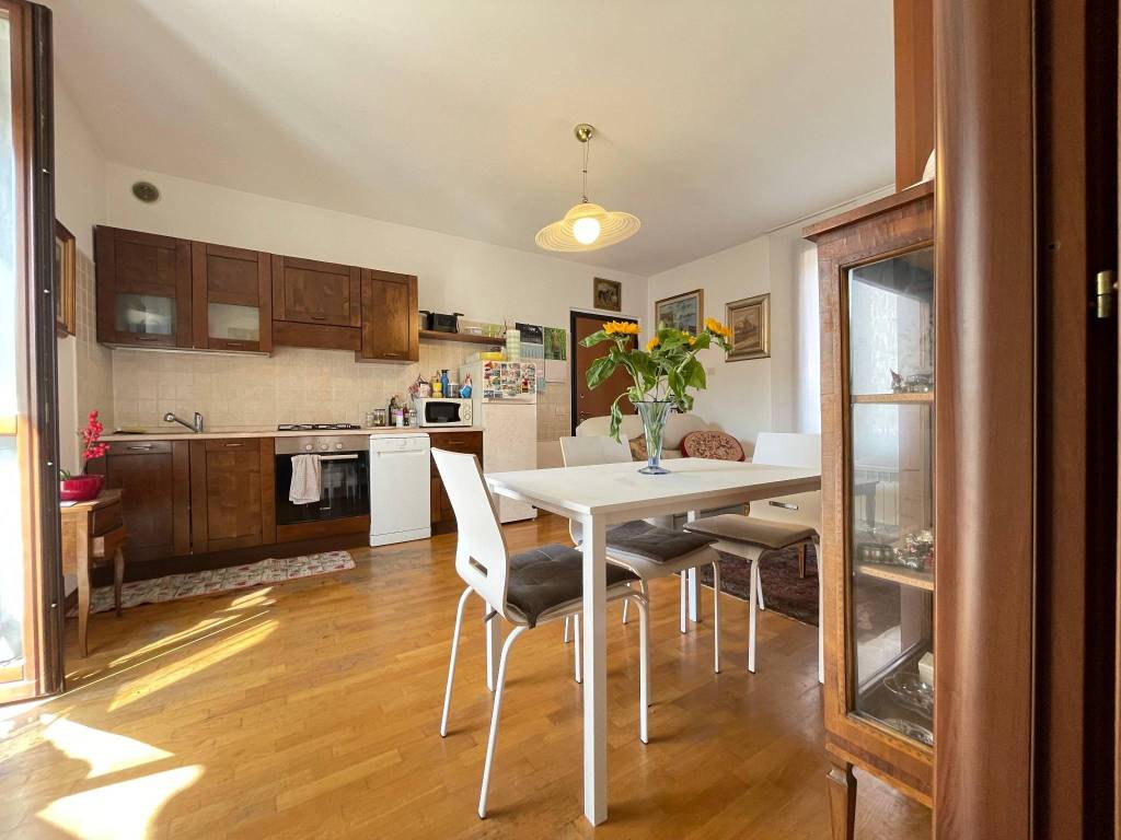 Appartamento a Busto arsizio in Via Quintino Sella, 11 - Foto 3